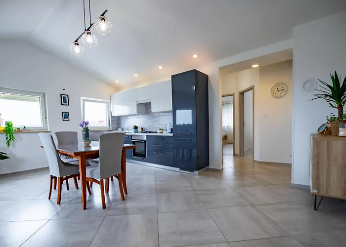 El Mar Apartment Pula